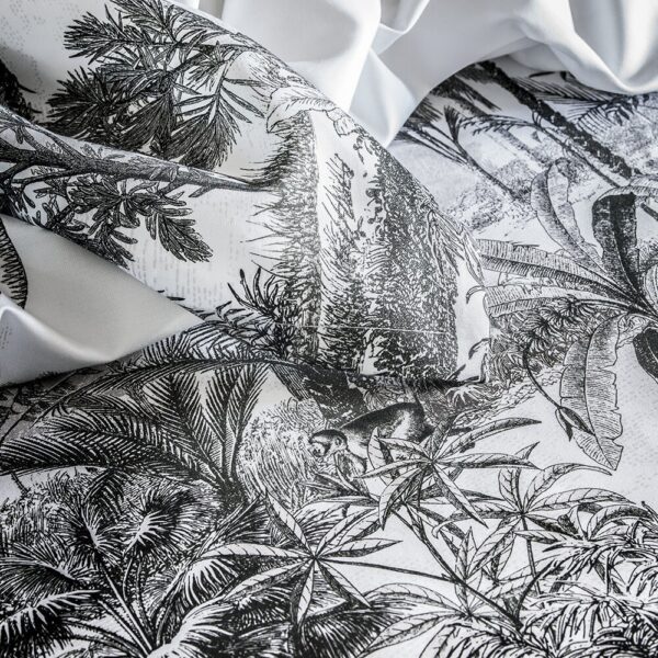 amazone-tablecloth-black-white-150x300cm-03-amara