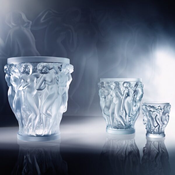 bacchantes-crystal-vase-clear-small-04-amara