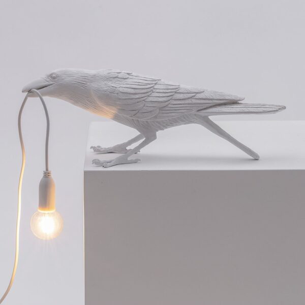 bird-table-lamp-playing-white-04-amara