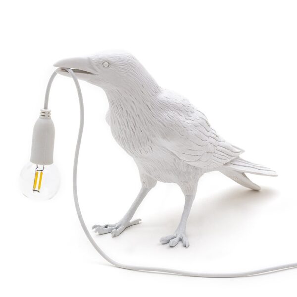 bird-table-lamp-waiting-white-04-amara
