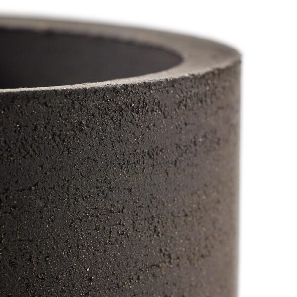 cylinder-plant-pot-black-large-03-amara