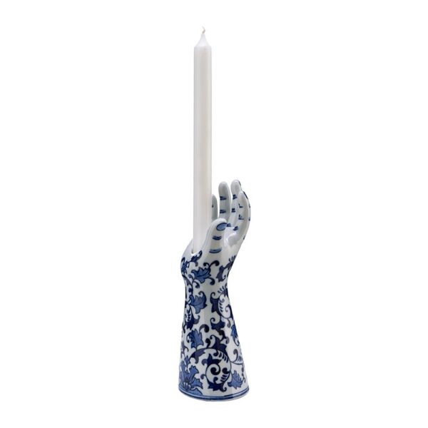 handsup-candle-holder-02-amara