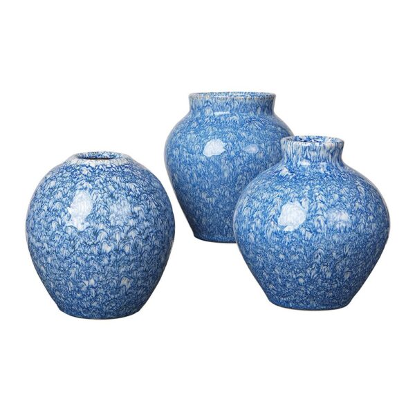 ingrid-vase-insignia-blue-white-medium-04-amara