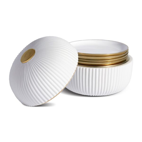 ionic-box-plates-porcelain-brass-set-of-4-03-amara