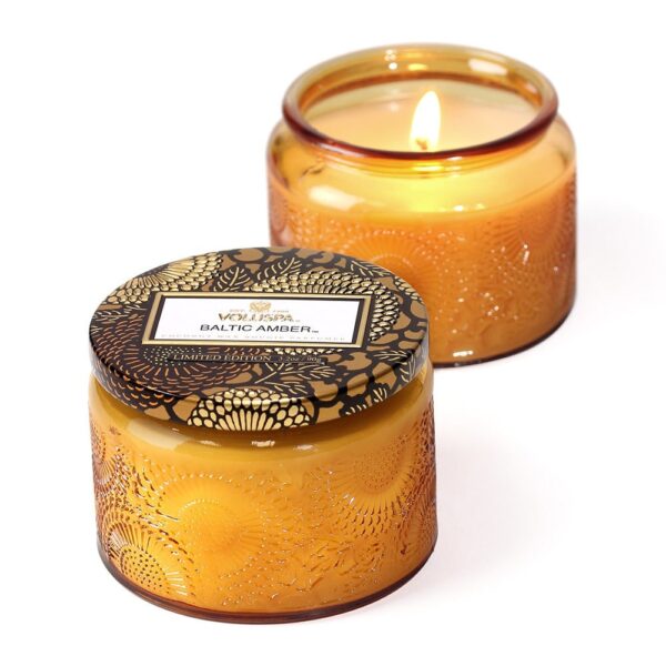 japonica-limited-edition-candle-baltic-amber-90g-1-03-amara