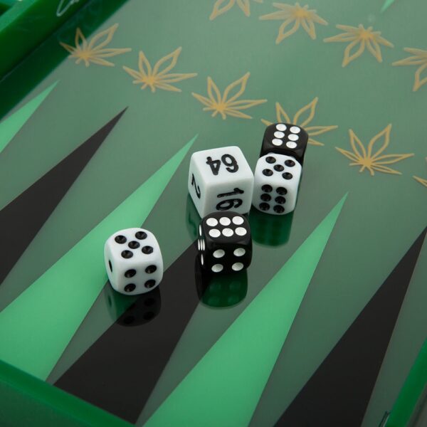 lacquered-backgammon-set-leaf-02-amara