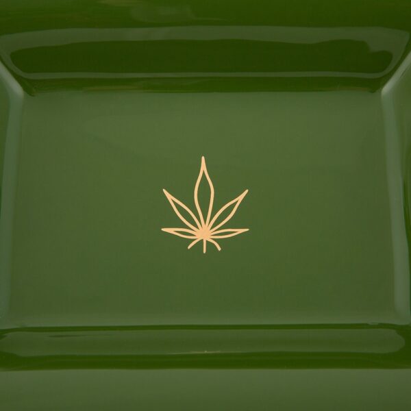 leaf-trinket-tray-ashtray-porcelain-green-05-amara