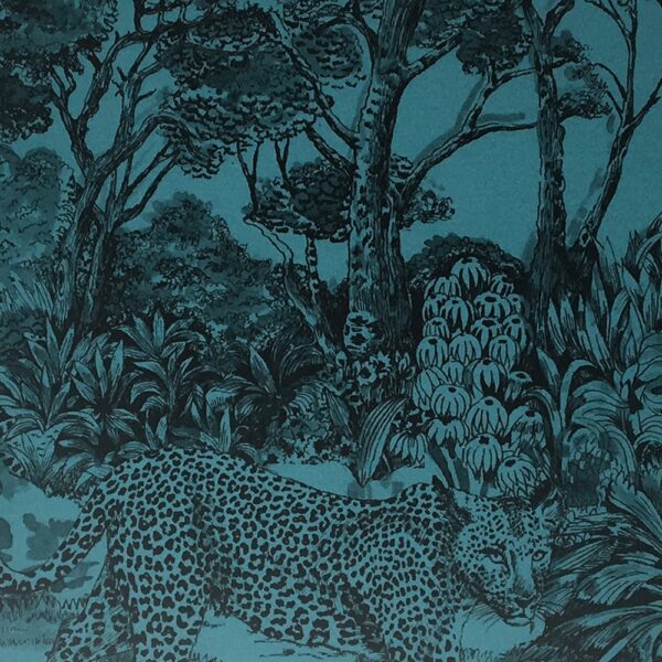 leopard-placemat-midnight-blue-02-amara