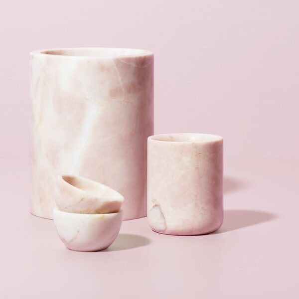 marble-pen-pot-toothbrush-holder-pink-04-amara