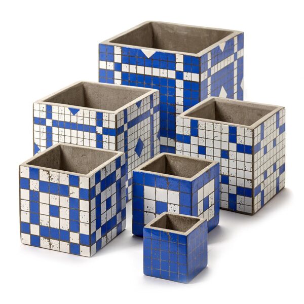 marie-mosaic-blue-white-square-plant-pot-17cm-02-amara