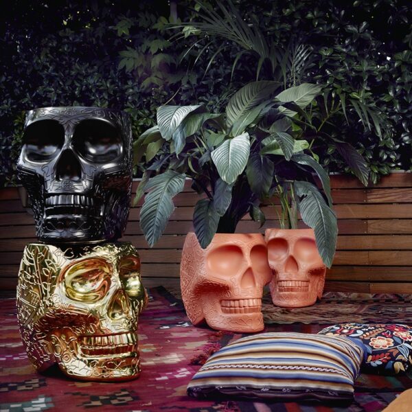 mexico-skull-stool-side-table-silver-05-amara