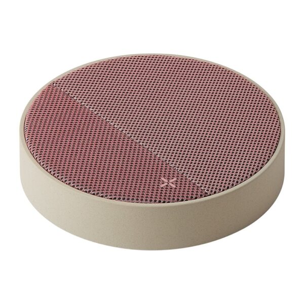 oslo-energy-bluetooth-speaker-charging-station-light-grey-pink-02-amara