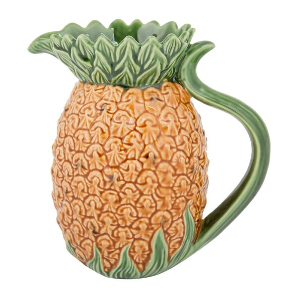 pineapple-pitcher-02-amara