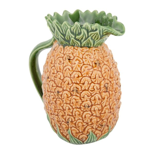 pineapple-pitcher-03-amara