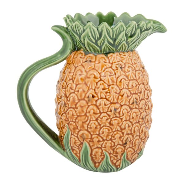 pineapple-pitcher-04-amara