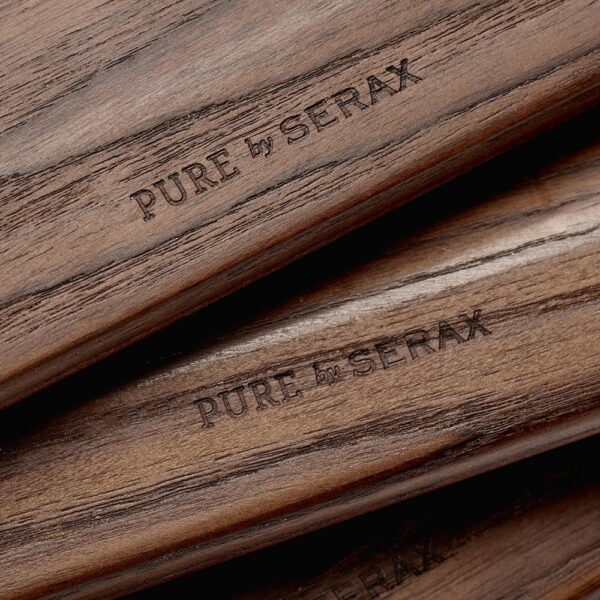 pure-wood-rectangular-chopping-board-large-02-amara