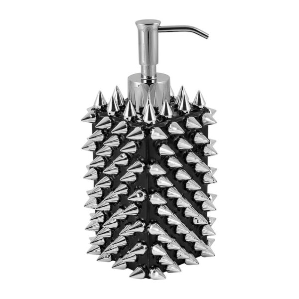 spikes-soap-dispenser-silver-black-02-amara