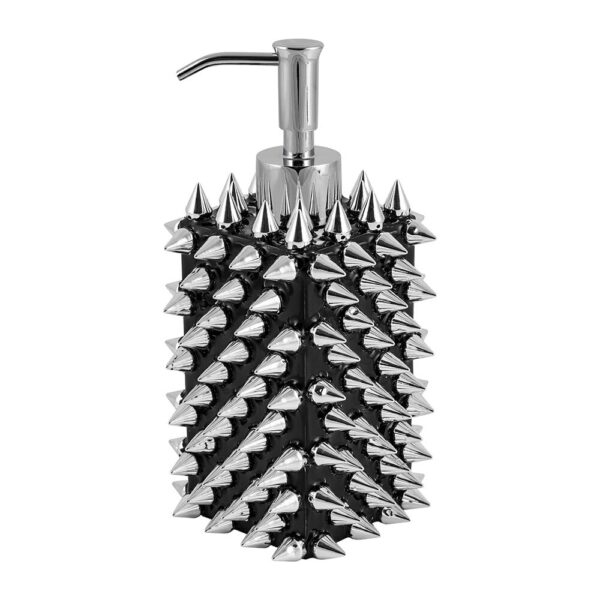 spikes-soap-dispenser-silver-black-05-amara