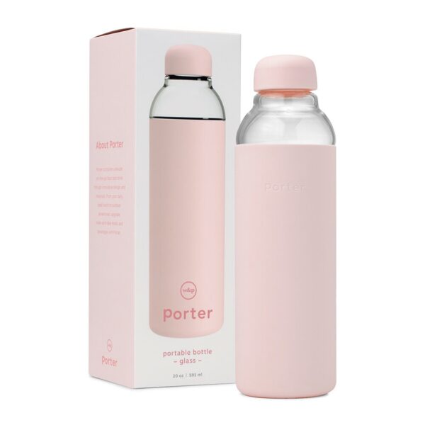 the-porter-water-bottle-blush-03-amara