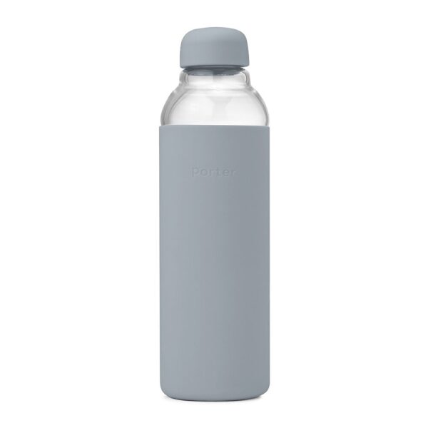 the-porter-water-bottle-slate-02-amara