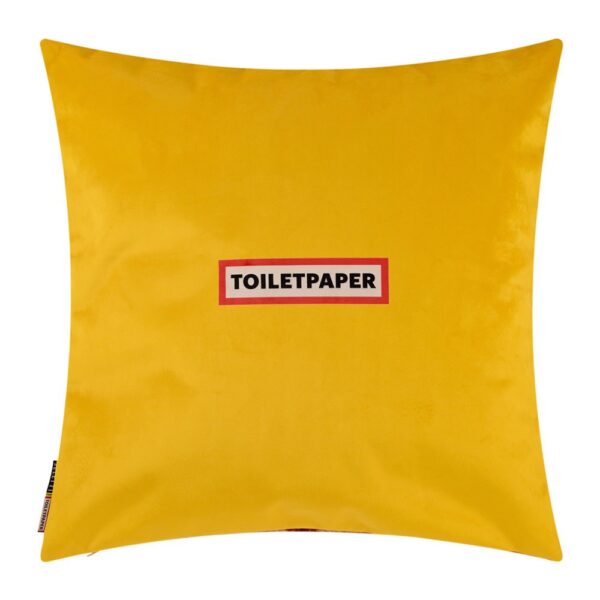 toiletpaper-cushion-cover-50x50cm-mouth-with-pins-05-amara