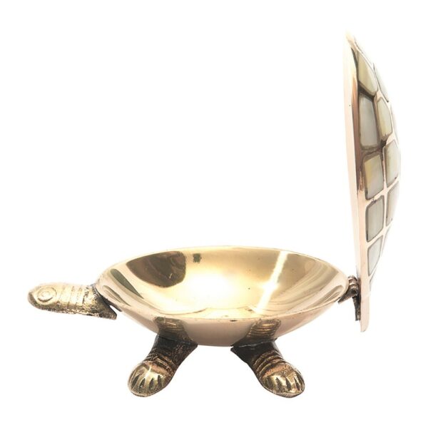 turtle-pearl-trinket-dish-02-amara