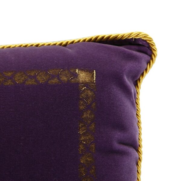 venezia-pillow-40x40cm-purple-05-amara