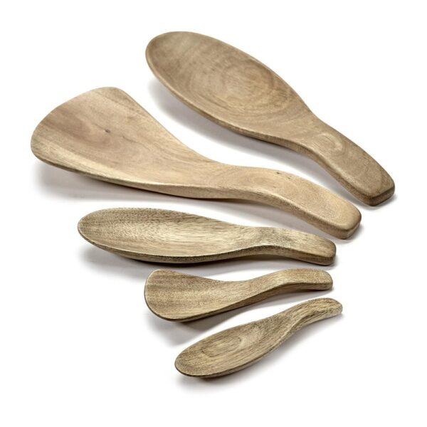 wooden-triangle-spoon-large-03-amara