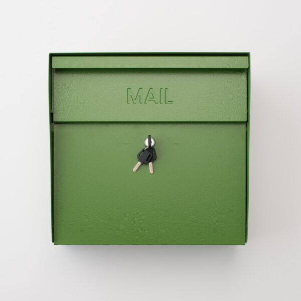 locking-mailbox-green