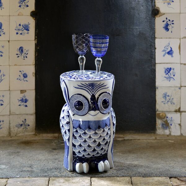 blue-porcelain-flower-owl-stool