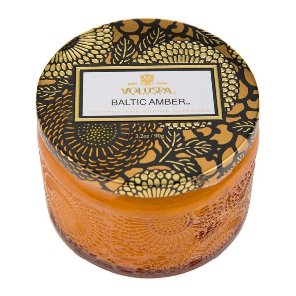 japonica-limited-edition-candle-baltic-amber-90g-1