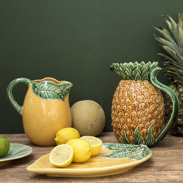 pineapple-pitcher