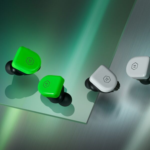 MW07 GO Wireless Earphones - Lime Green