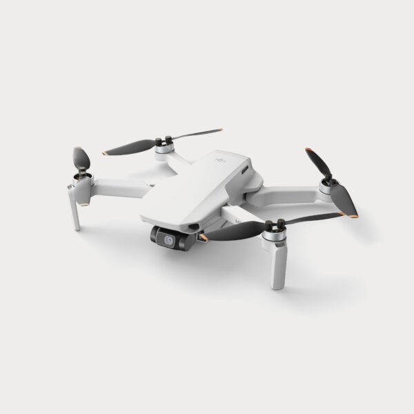 dji-mini-se-compact-drone-cp-ma-00000324-01-04-moment