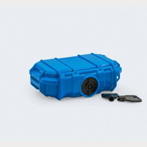 evergreen-52-micro-waterproof-camera-case-blue-w-foam-insert-282163-03-moment