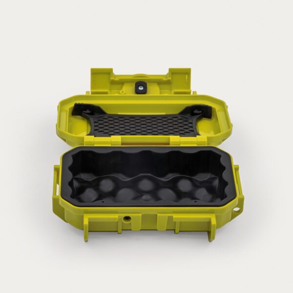evergreen-52-micro-waterproof-camera-case-yellow-w-rubber-insert-282167-02-moment