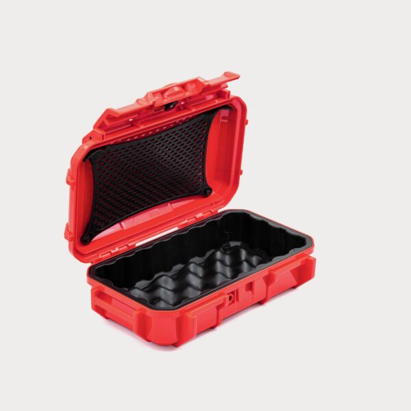 evergreen-56-micro-waterproof-camera-case-w-rubber-insert-red-282172-01-moment