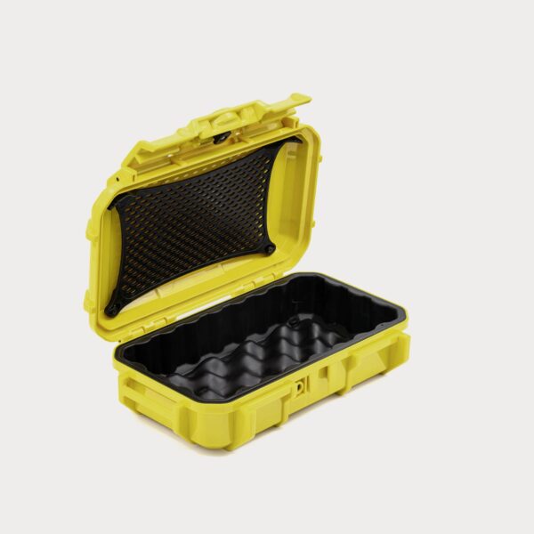 evergreen-56-micro-waterproof-camera-case-w-rubber-insert-yellow-282174-01-moment