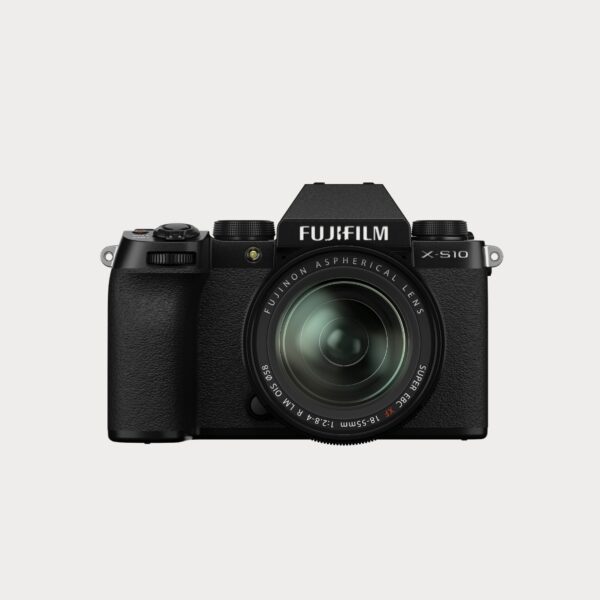 fujifilm-x-s10-aps-c-mirrorless-camera-lens-16674308-05-moment