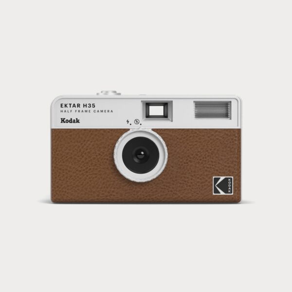 kodak-ektar-h35-half-frame-film-camera-brown-rk0102-01-moment