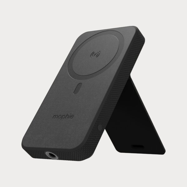 mophie-snap-powerstation-10000-mah-wireless-charging-stand-power-bank-401107913-01-moment