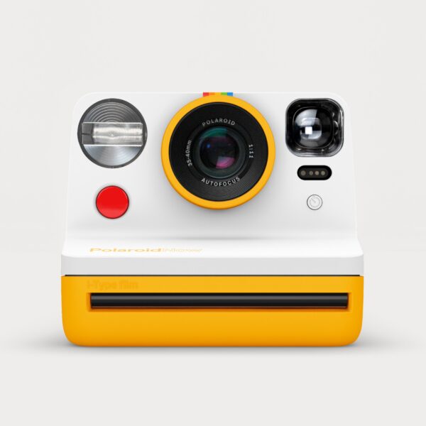 polaroid-now-instant-camera-yellow-9031-03-moment