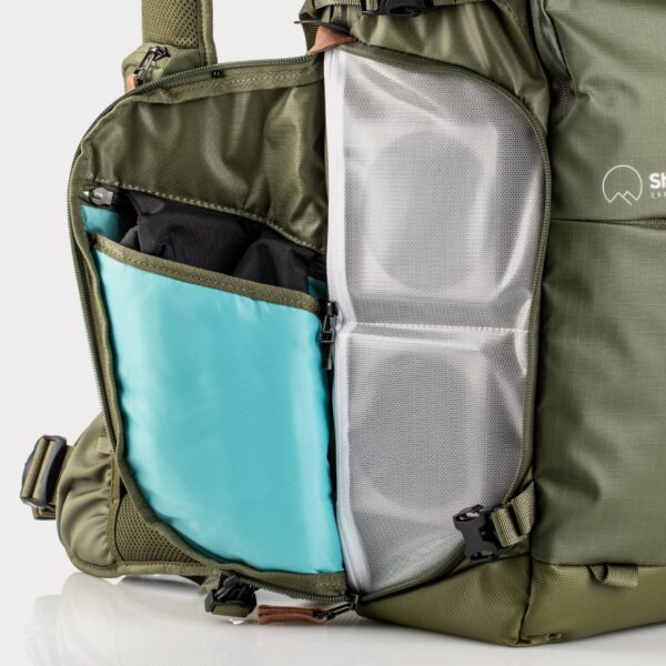 shimoda-explore-v2-35-backpack-army-green-520-159-06-moment