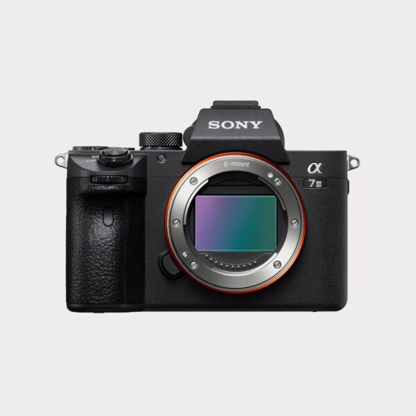 sony-alpha-a7-iii-full-frame-mirrorless-camera-kit-set-144-02-moment