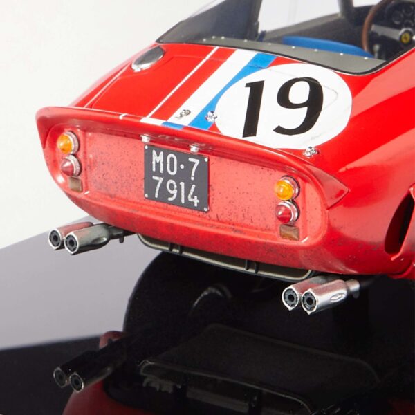Amalgam Collection Ferrari 250 GTO LeMans 1962 1 18 Model Car 0400619418171
