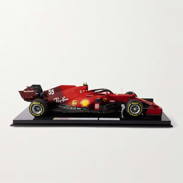 Amalgam Collection Ferrari SF21 Carlos Sainz 2021 1 8 Model Car 0400619418423