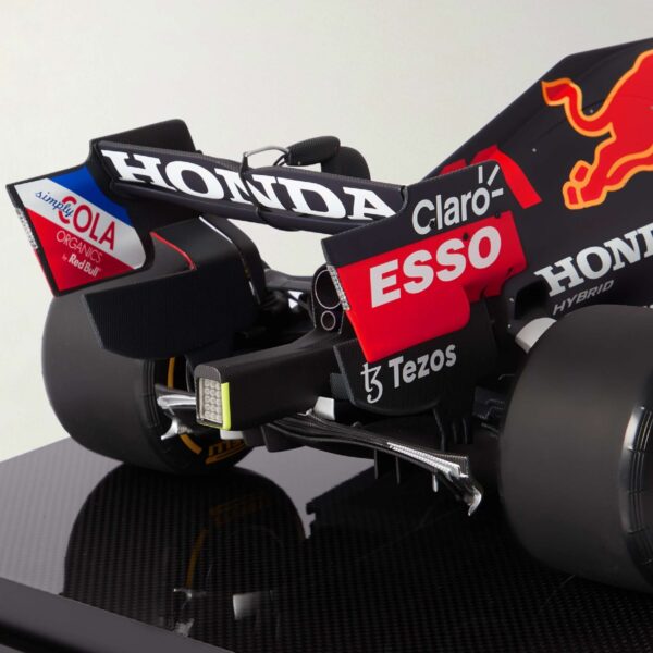 Amalgam Collection Red Bull Racing Honda RB16B Sergio PErez 2021 1 8 Model Car 0400619418157