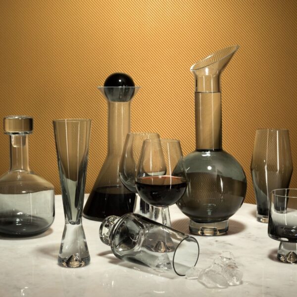 Tom Dixon Tank Wine Glasses Black x2 2155